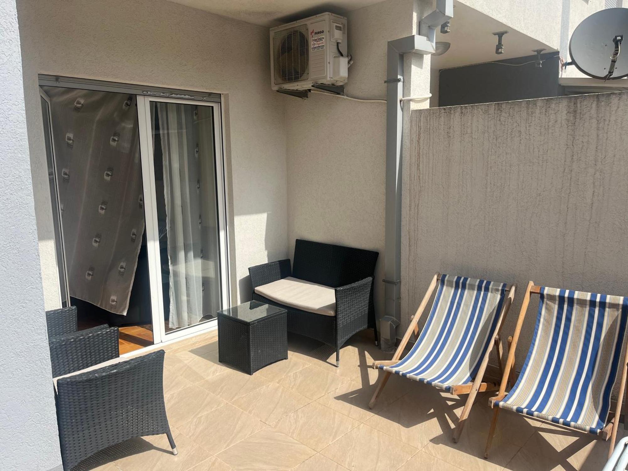 Apartments Luka Bu2 Μπούντβα Εξωτερικό φωτογραφία